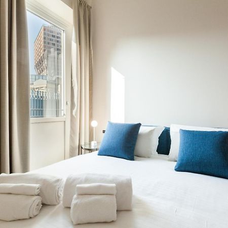 Easyhomes-Duomo Suites & Apartments Milan Luaran gambar