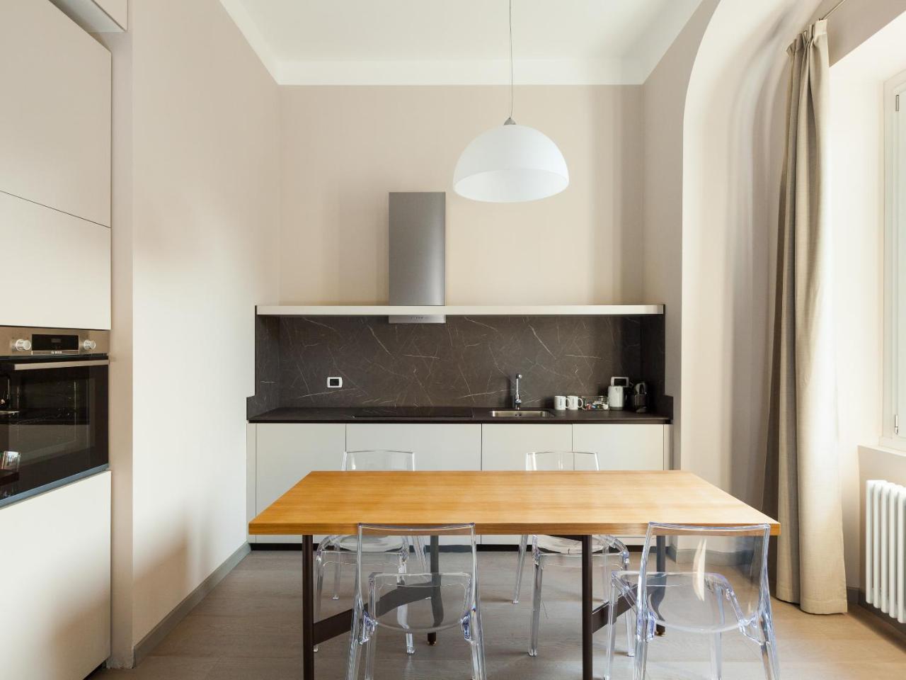 Easyhomes-Duomo Suites & Apartments Milan Luaran gambar